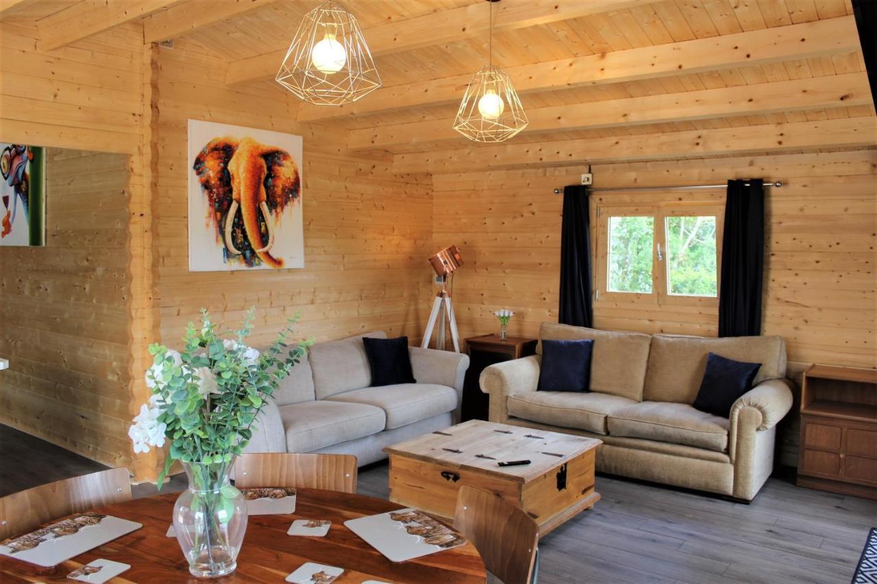 Stunning 5-Bed Cabin In Ashton Under Hill Evesham Exterior photo